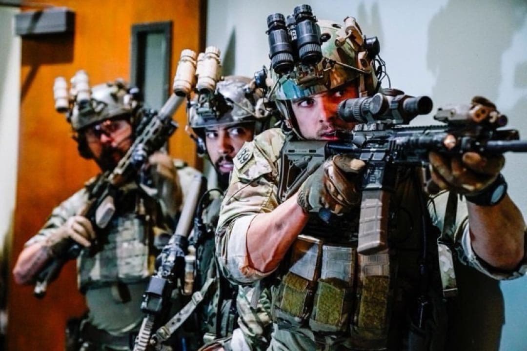 総額21万円　実物　VORTEX VIPER PST Gen2 1-6×24