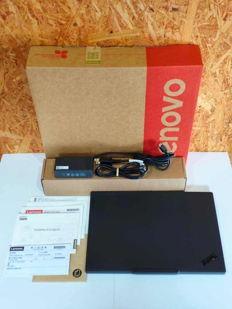 ほぼ新品 Lenovo レノボ ThinkPad X13 Gen6 16 256