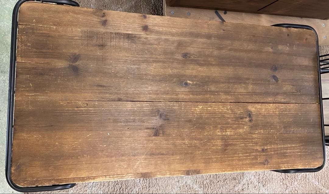 【アンティーク風】センターテーブル　ローテーブル　天然木　モダン　キャスター付き