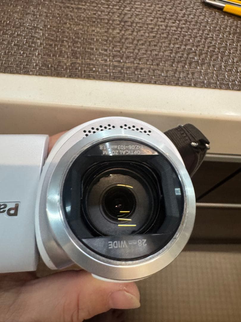 パナソニック Panasonic HD ビデオカメラ HC-W590M-W