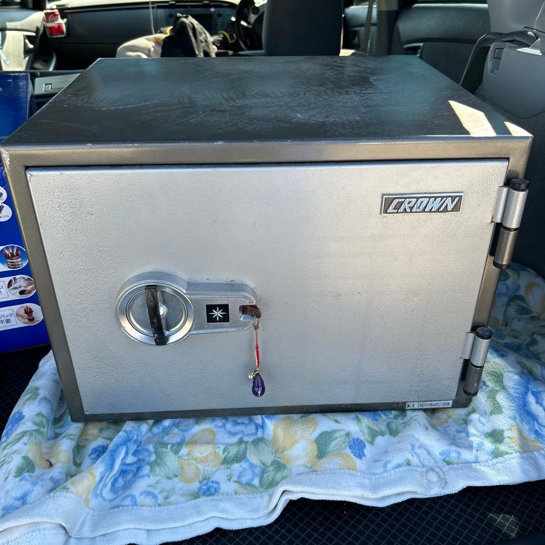 CROWN 特殊マグネットロック式 耐火金庫52kg KM-30 説明書付き