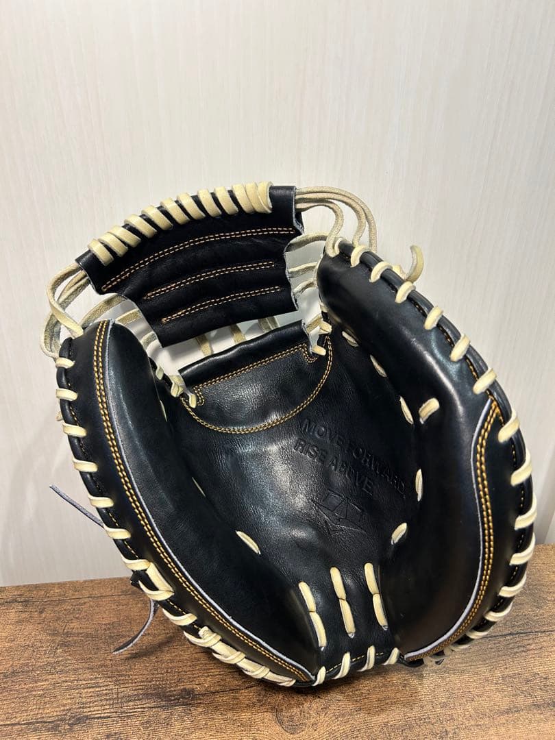 定価66,000円オールスター硬式キャッチャーミットミット（新品）