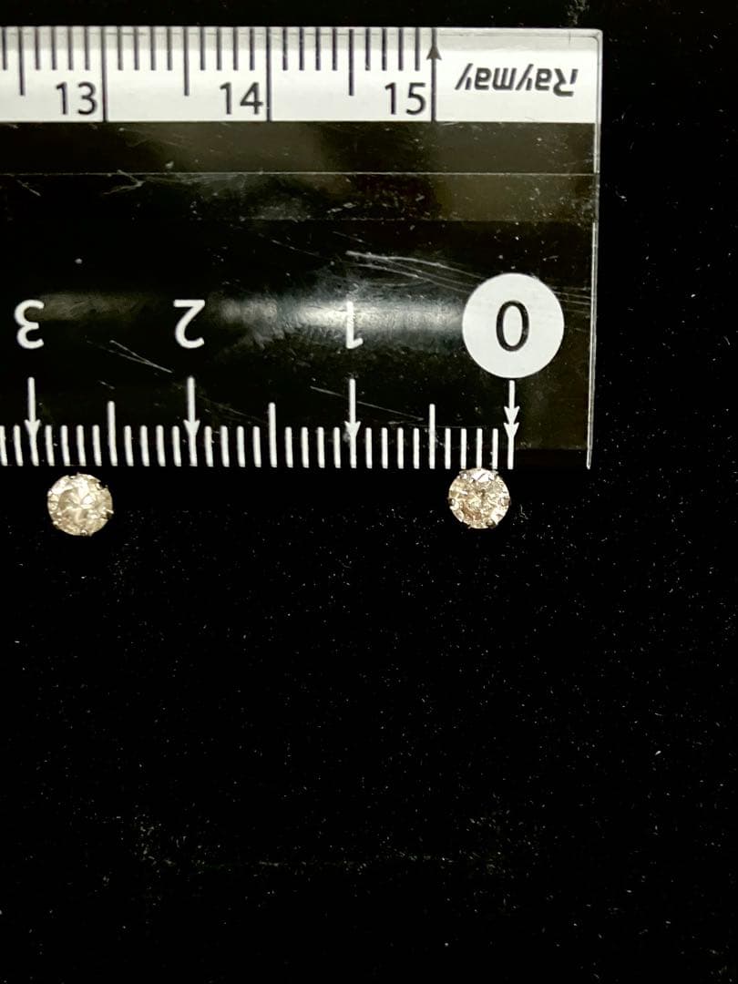ダイヤモンド プラチナピアス（0.2ct×2)
