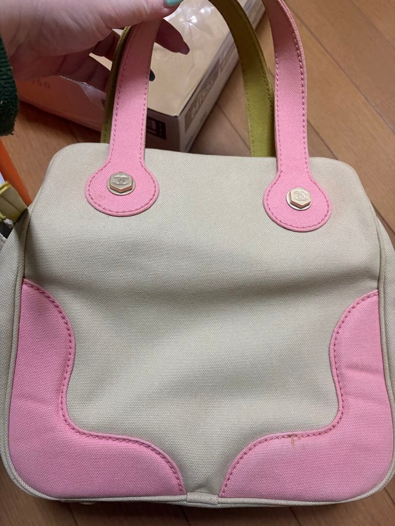 CHANEL マシュマロトートバッグ