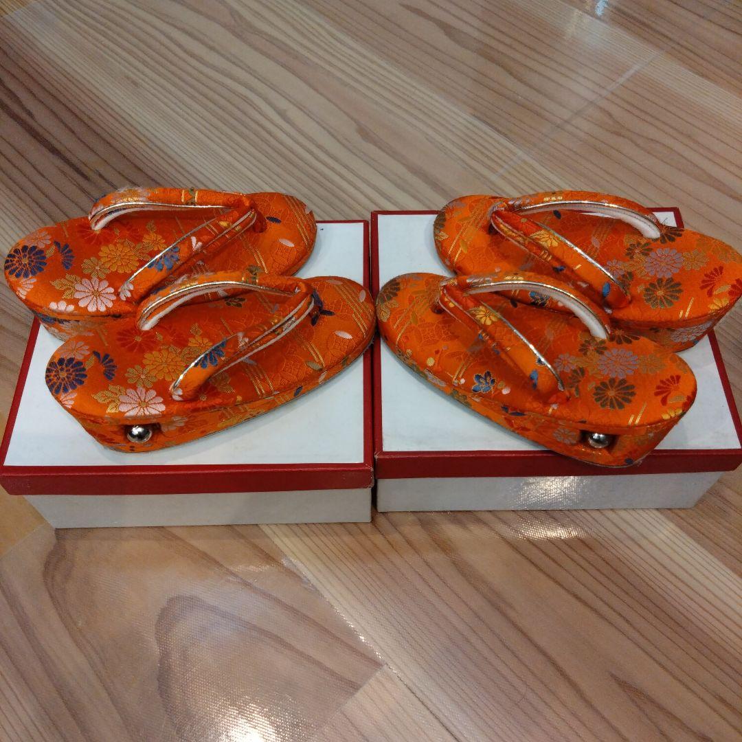 七五三　三越百貨店の上品な草履　鈴付き　２足セット