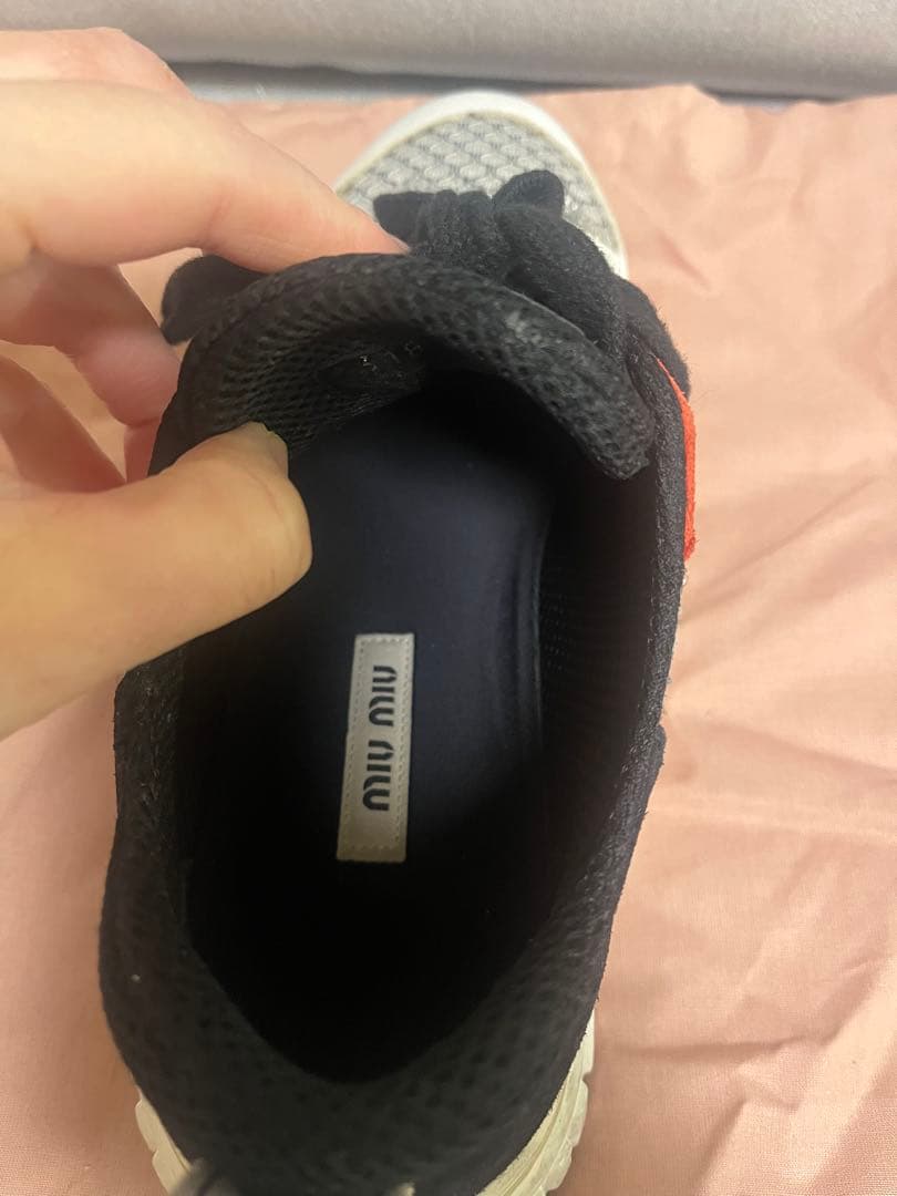 miu miu メッシュスニーカー ホワイト/ブラック/レッド　38ハーフ