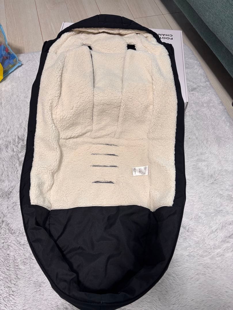 cybex footmuff サイベックス　プラチナムフットマフ