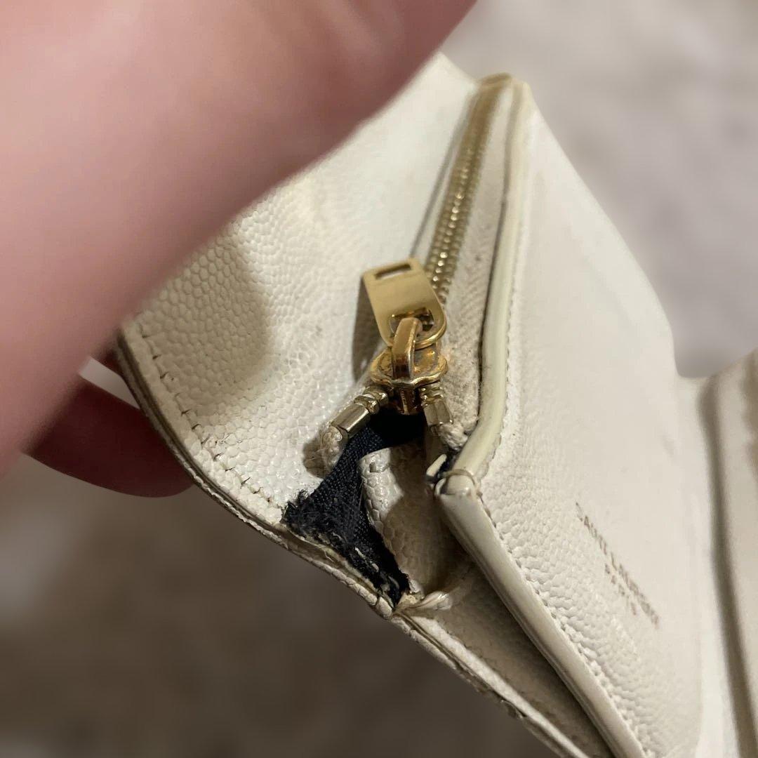 YSL アイボリー 三つ折り財布 キルティング
