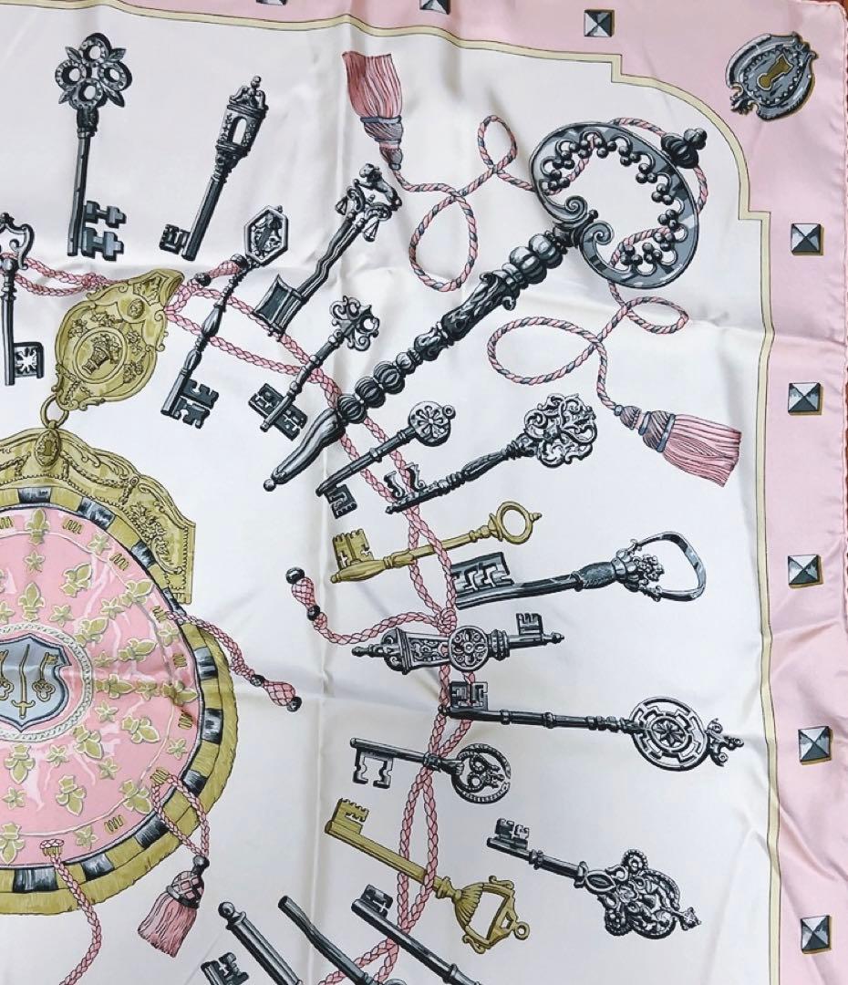 エルメス　HERMES LES CLES 鍵柄　カレ90 スカーフ