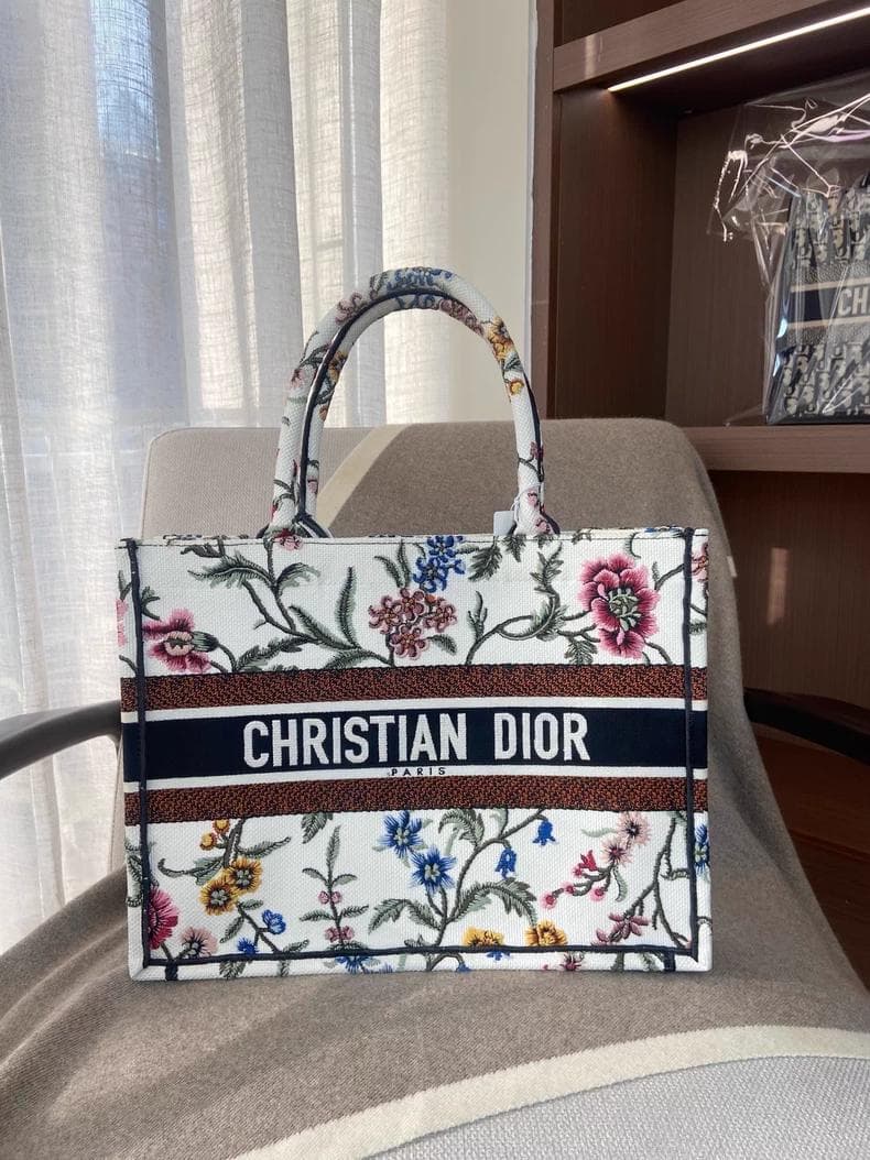 フローラル刺繍 ブック トートバッグ