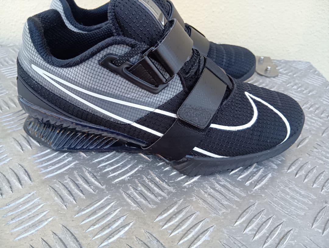 Nike Romaleos 4 ウェイトリフティングシューズ