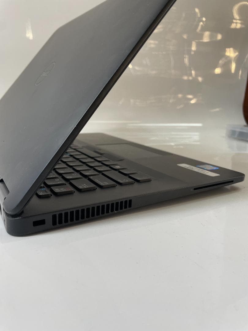Dell Latitude E7470 6世代i5/256GB/8GB