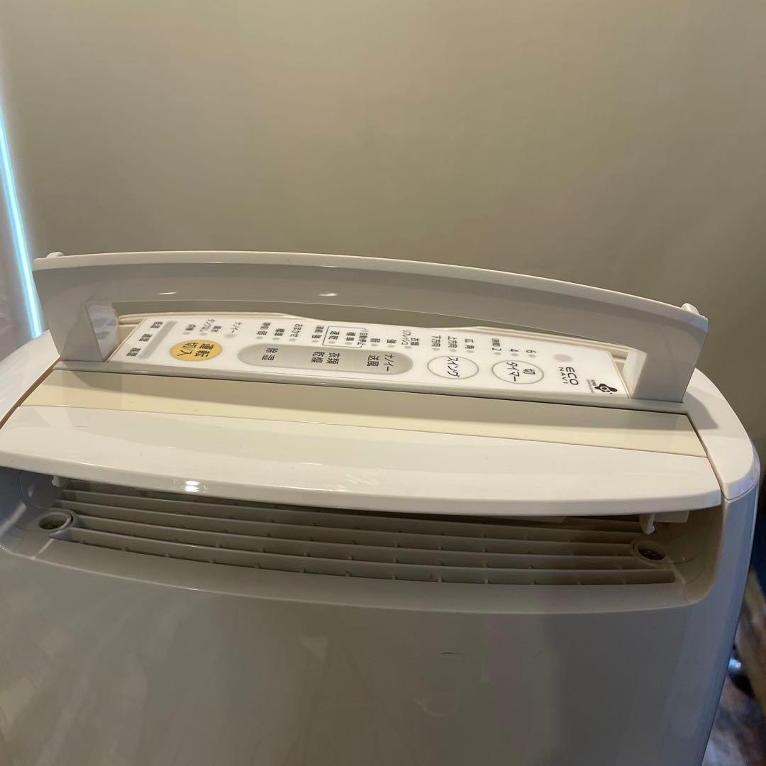 ✨ほぼ新品✨ Panasonic 衣類乾燥除湿機 F-YZHX60 除湿乾燥機