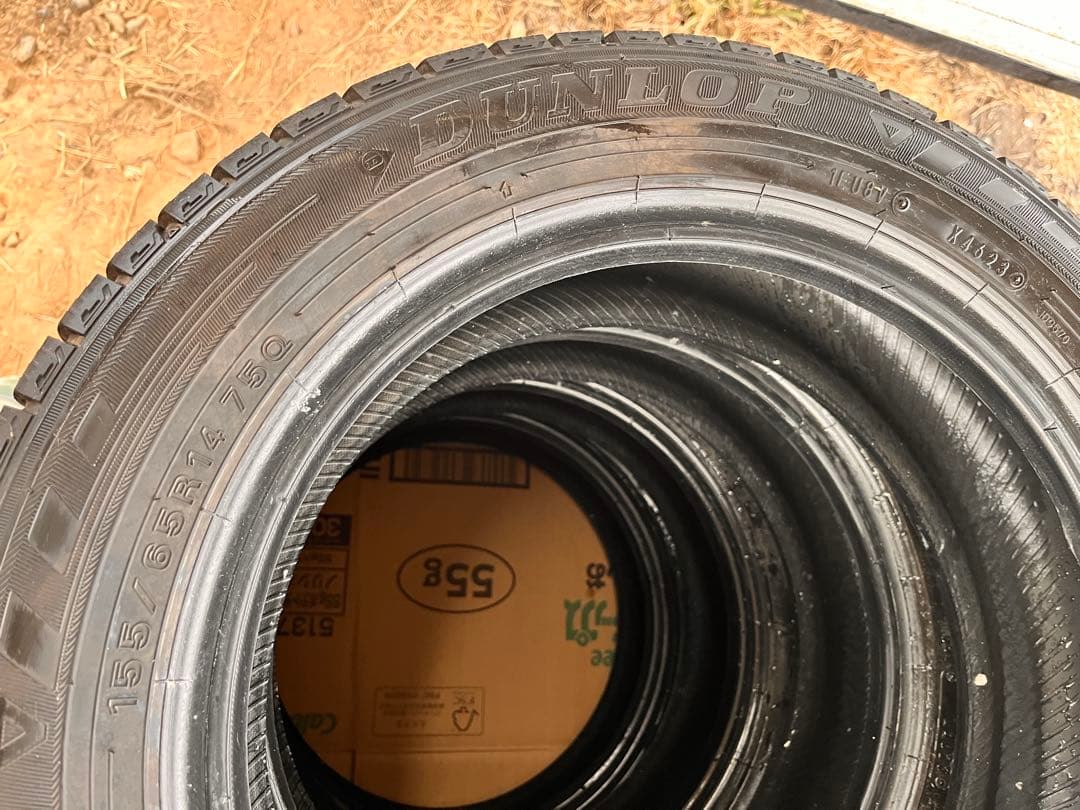 155/65R14 ダンロップ　スタッドレス　4本セット