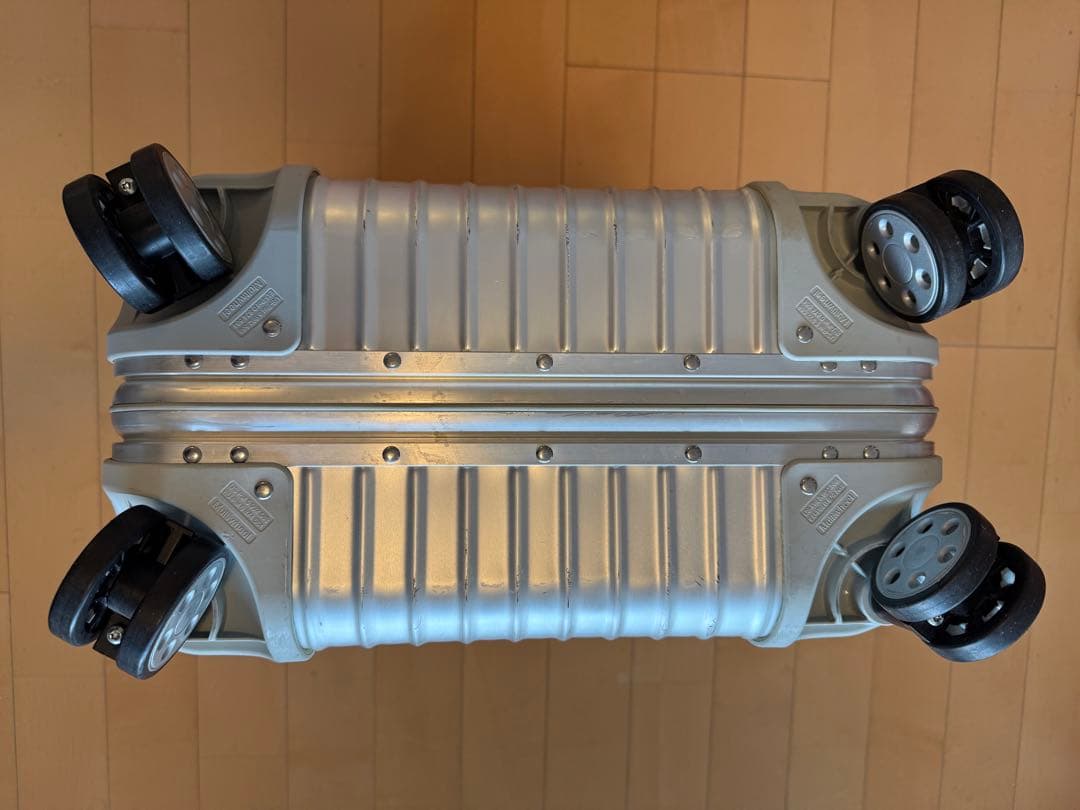 b*6様 RIMOWA リモワ TOPAS トパーズ　Cabin Plus 45