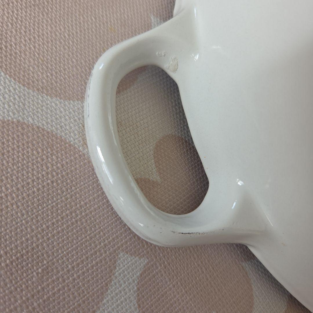 ル・クルーゼ　ココットロンド　22センチ　白