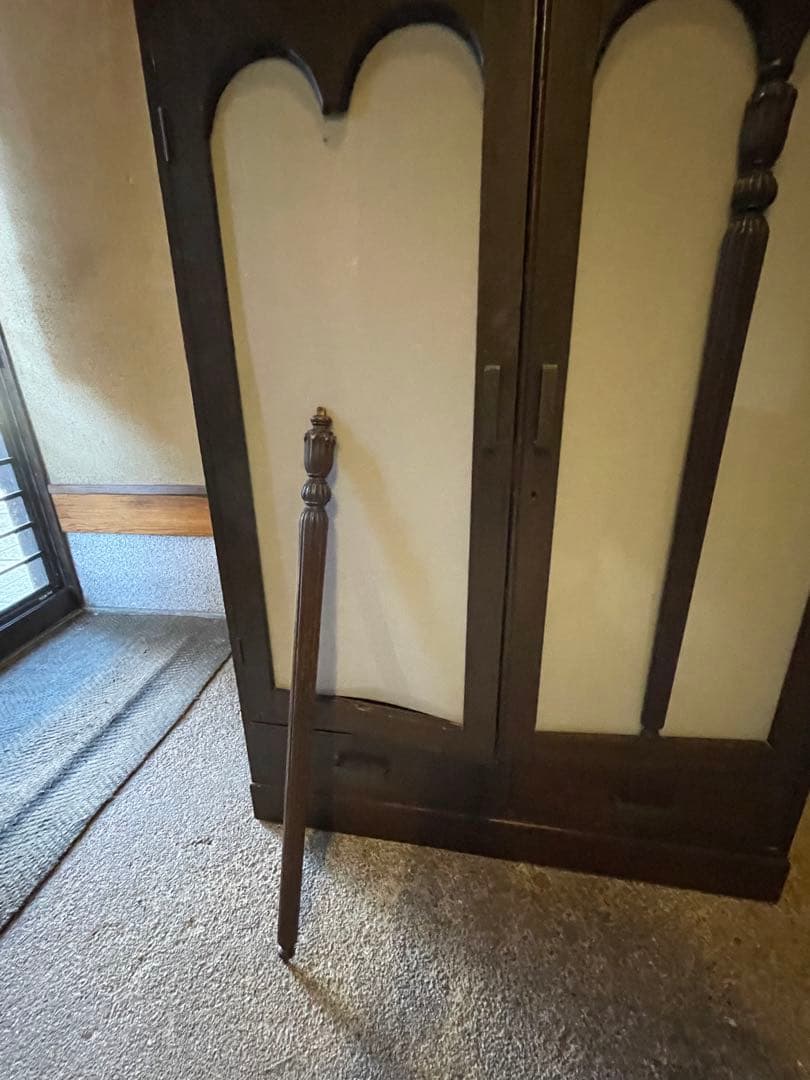 本棚　食器棚　本収納　昭和レトロ　アンティーク　ビンテージ　古民家　古民具