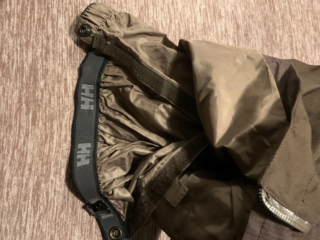 少々難あり　ヘリーハンセン　スキー　スノボ　ウエア　M