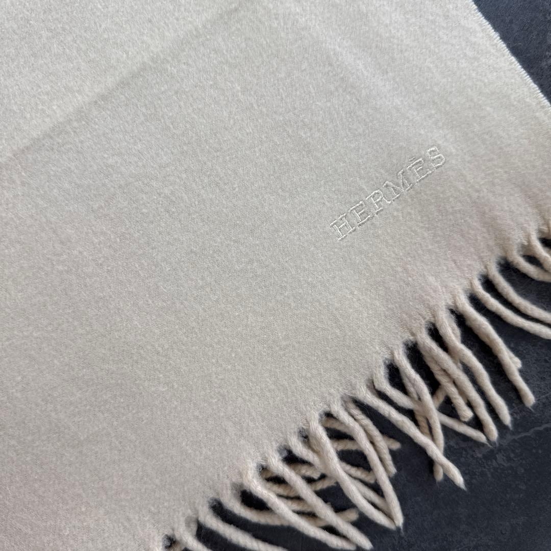 値下げ中！HERMES ベージュ　カシミヤ　ストール フリンジ付き