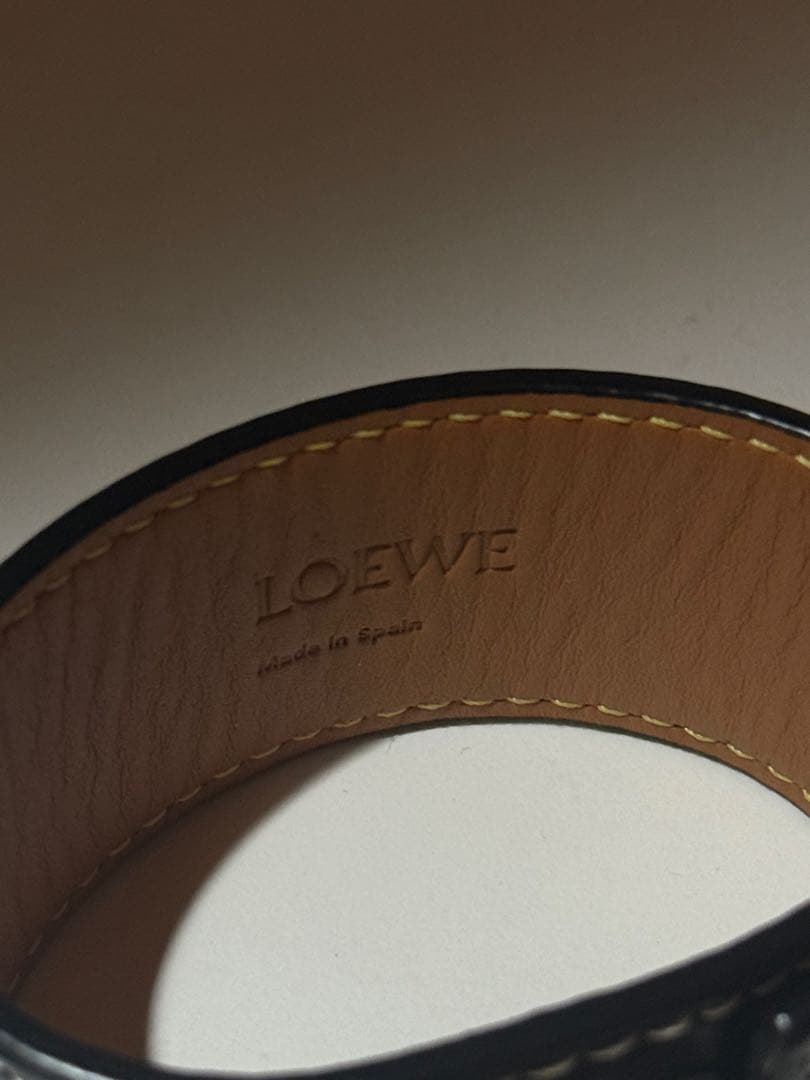 ロエベ レザーブレスレット アナグラム ブラック　黒