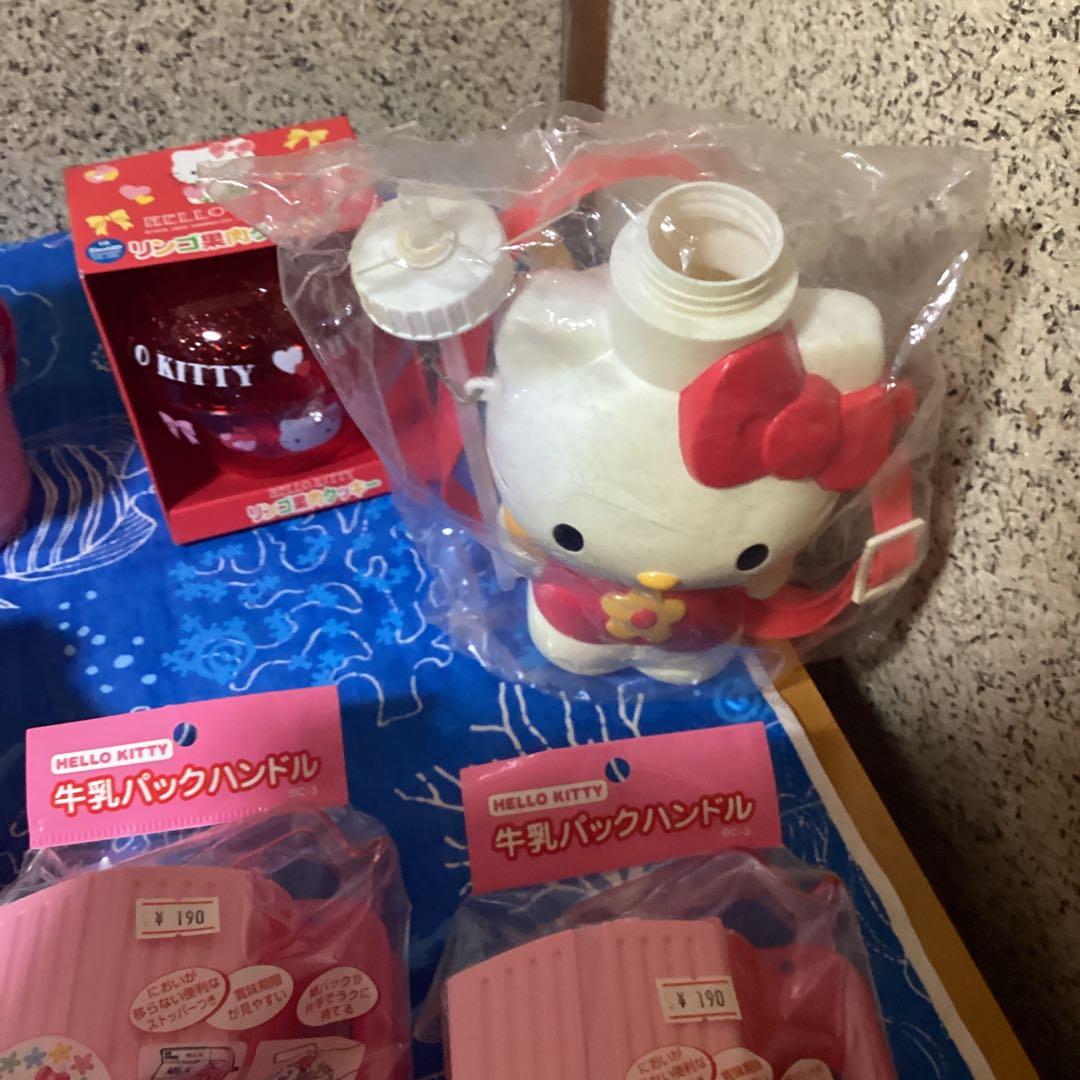 3725ハローキティ弁当箱&水筒&水筒カバーセット