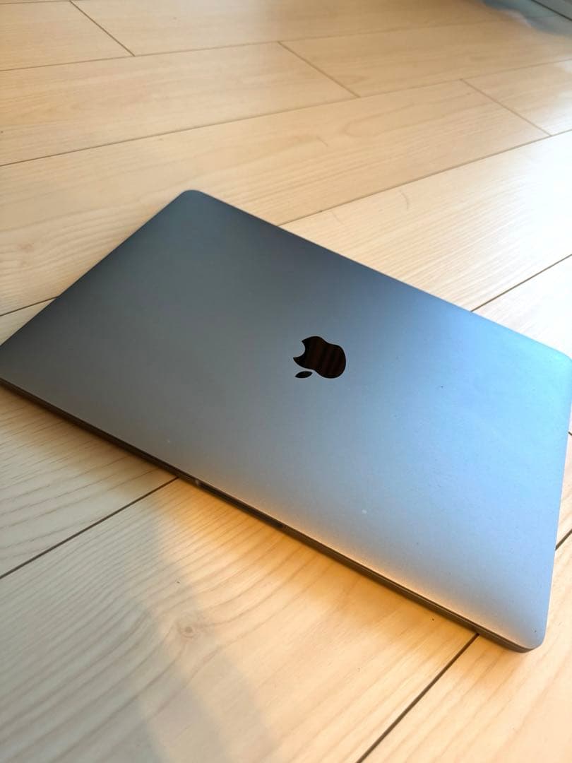 Apple MacBook Pro13インチ 2017年