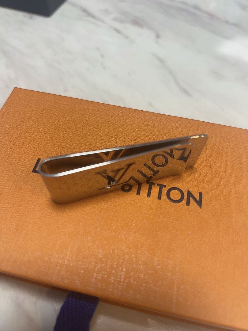 LOUIS VUITTON マネークリップ ステンレス