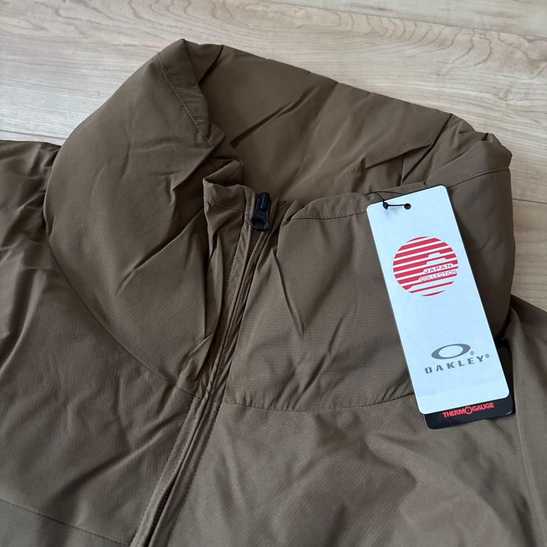 新品　オークリー　メンズ　撥水　軽量　中綿アウター　保温　ブラウン　XL