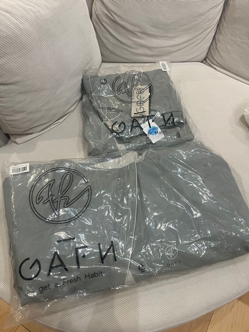 GAFH FH Curved Line Pullover（ニュートラルグレー）