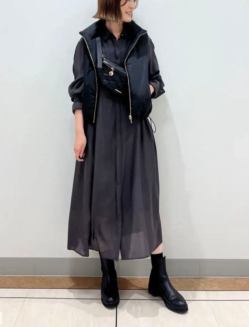【新品タグ付き！】23区 中綿ショートパディングベスト M 定価29700円