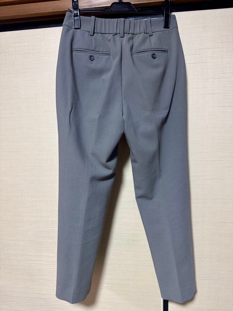 【PLSTプラステ】スーツ上下セットグレー ジャケット＆タックパンツ