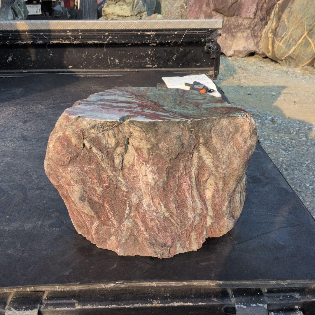 群馬産　赤石　35キロ　庭石　石　石材 置物　オブジェ　インテリア
