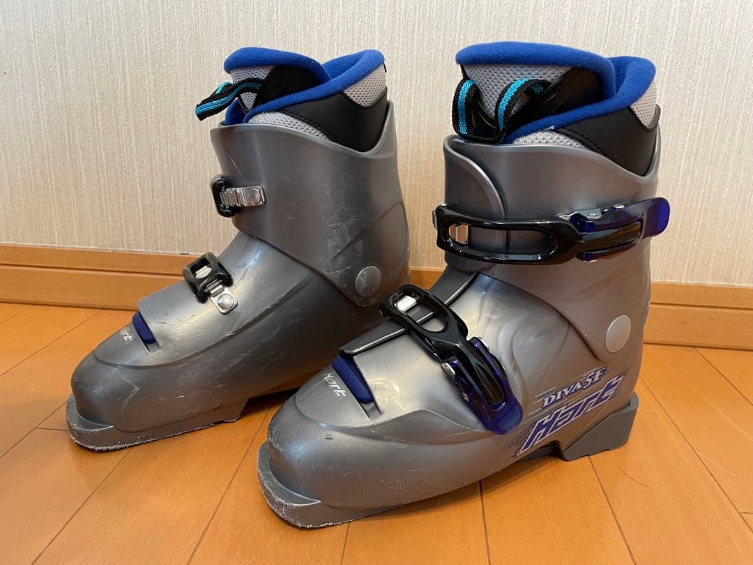 子供用スキーセット　KAZAMA カザマ スキー板 136cm ストック ブーツ