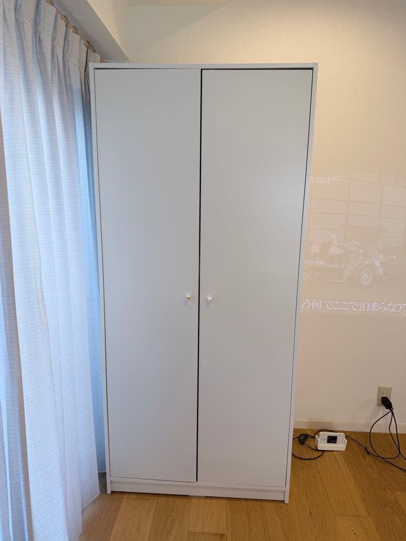ホワイト木製クローゼット 2扉