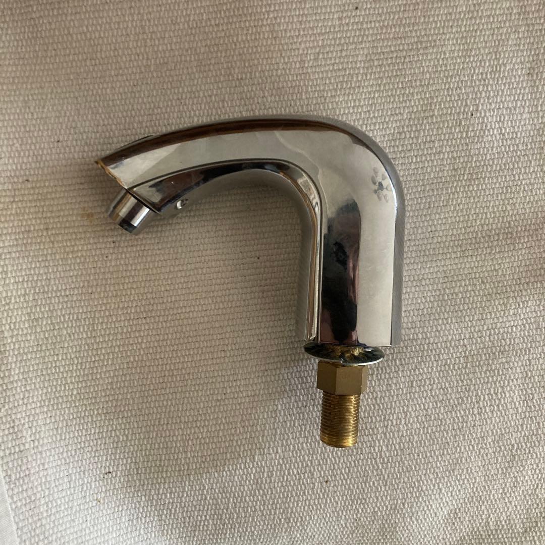 クロームメッキ L字型水栓 1/2インチ 　自動センサー水栓