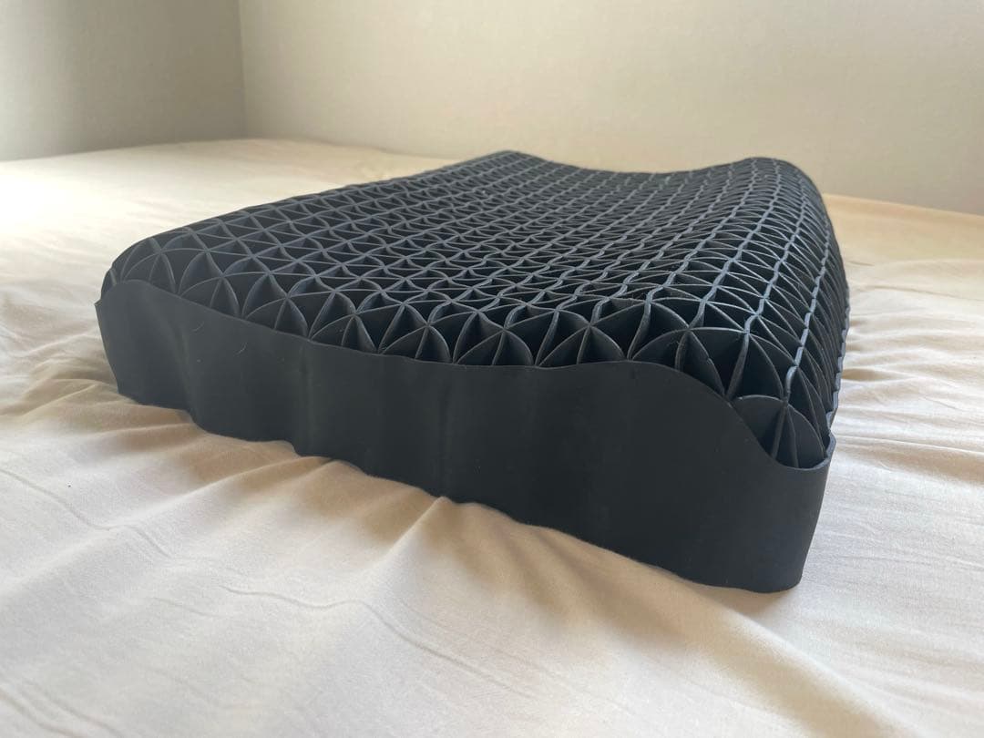 【美品】ヒツジのいらない枕 洗える枕カバー付き