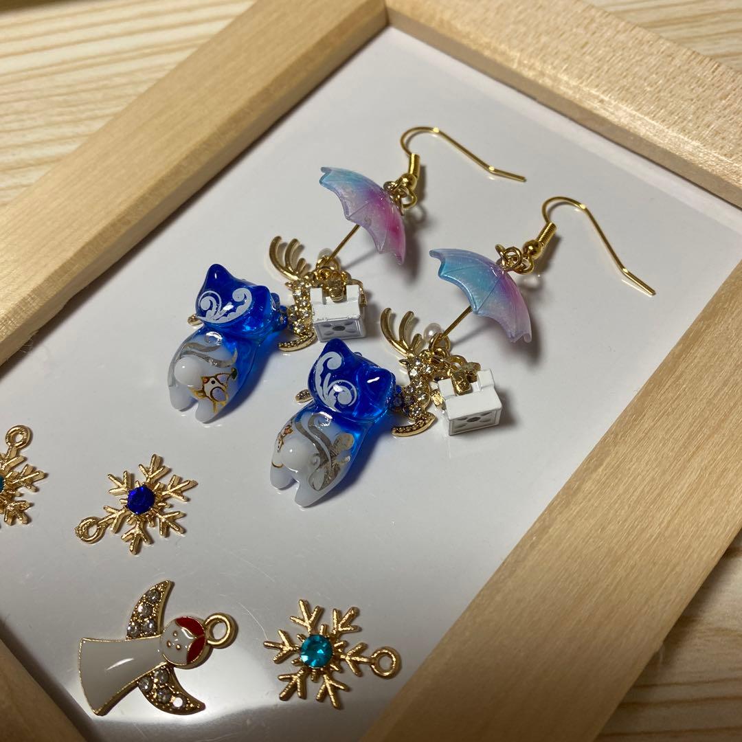 ☆プレゼントとXmas猫ちゃんピアス☆