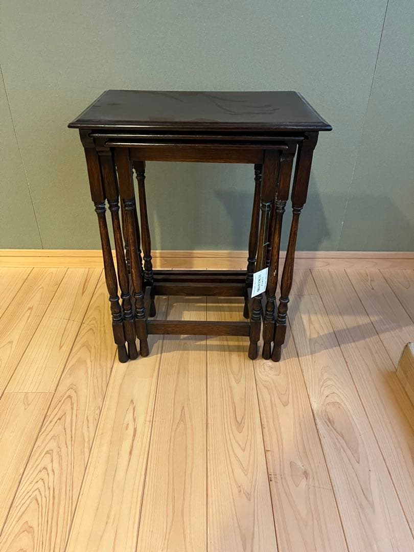 ダークブラウン木製ネストテーブル