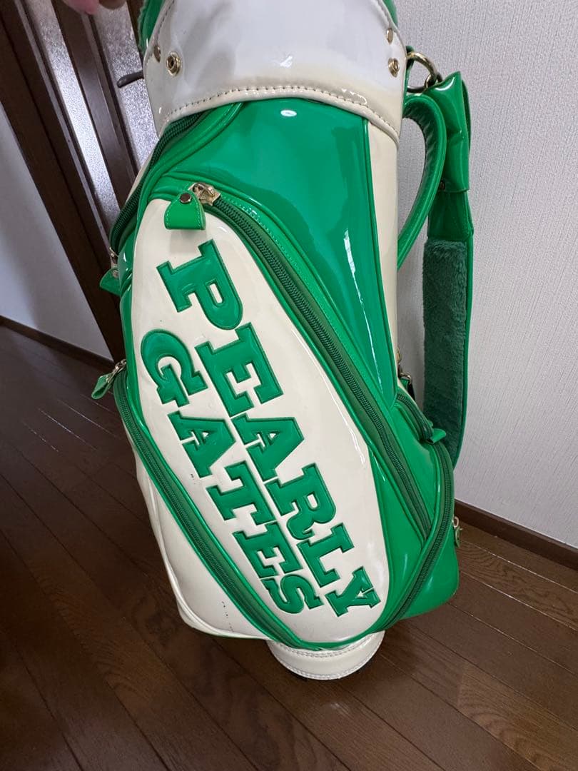 パーリーゲイツ　エナメルバッグ