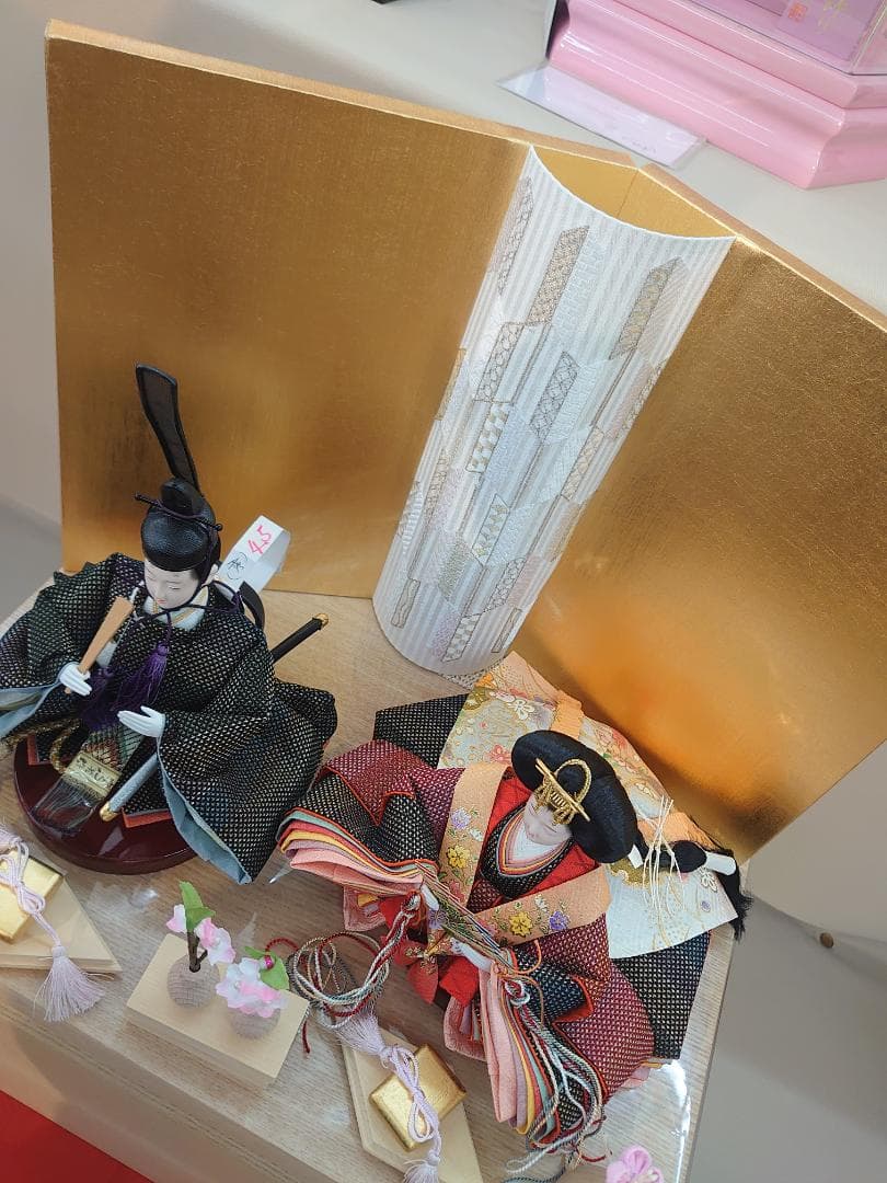 ●収納式おひなさま●　つむぎ風衣装飾り　金屏風　フルセット