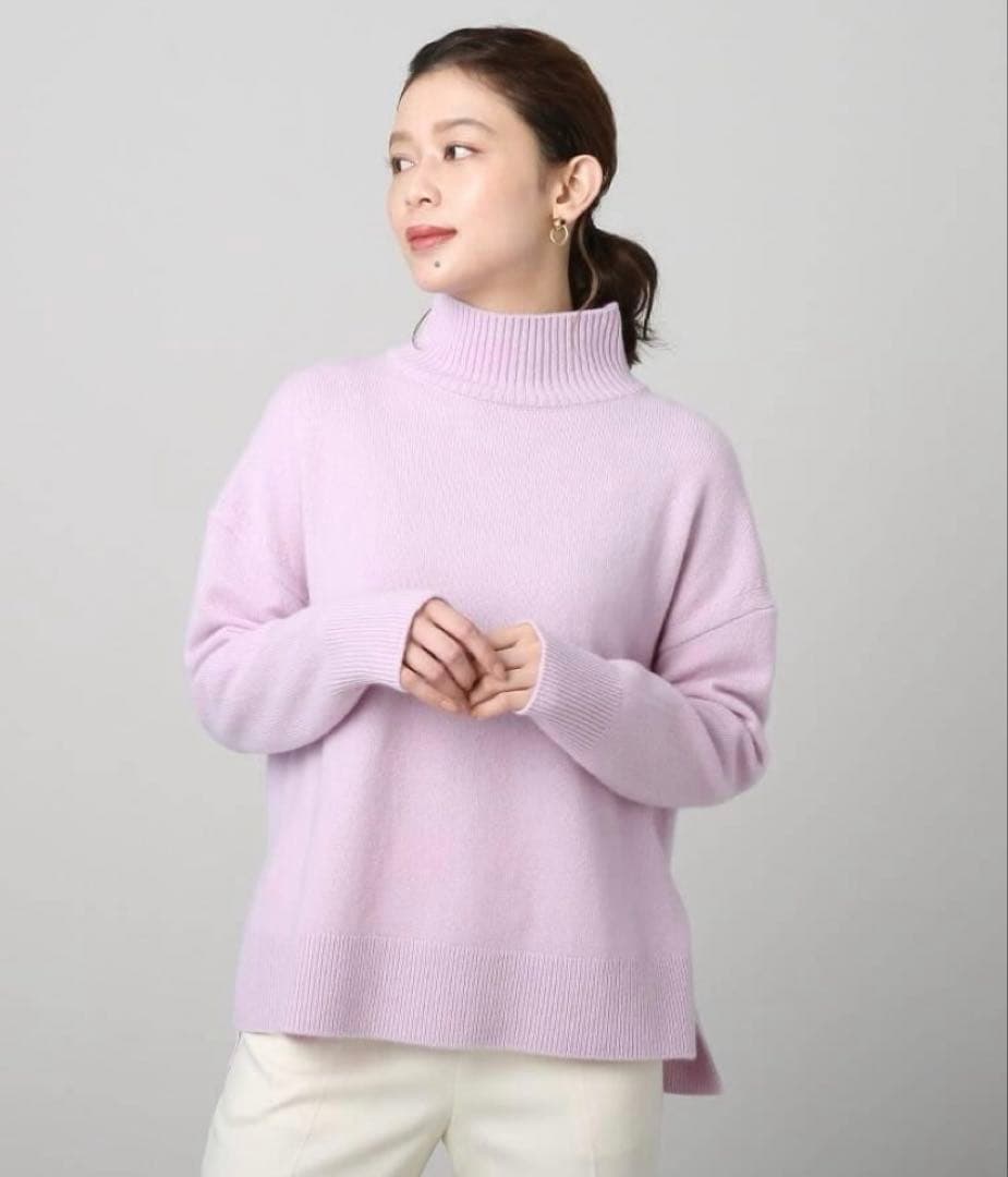 未使用　アンタイトル　ラムウールカシミヤ　ハイネックニット　44サイズ ピンク系
