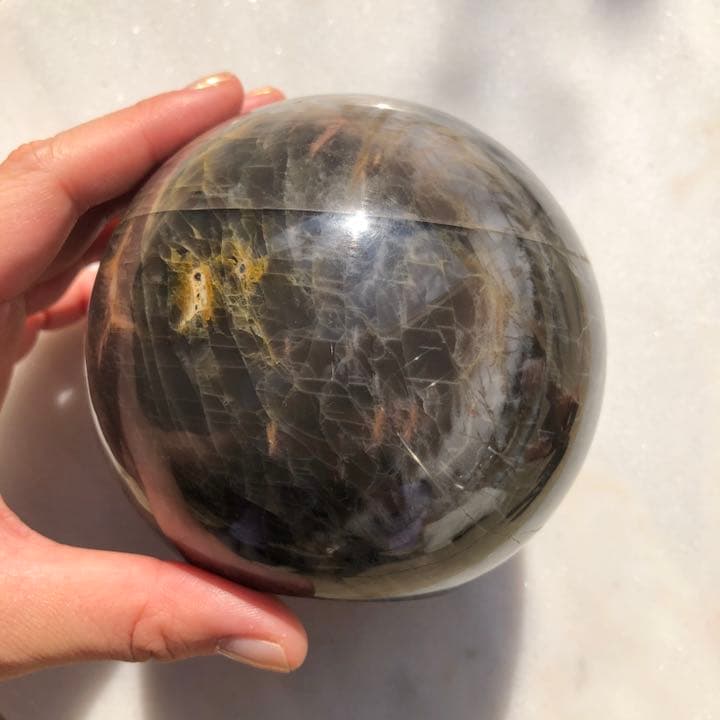 ビッグ ブラックムーンストーン