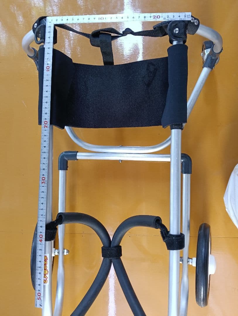【限界値下げ】犬用車イス アルミ製　中型犬用 オーダメイド　ポチの車イス　4輪