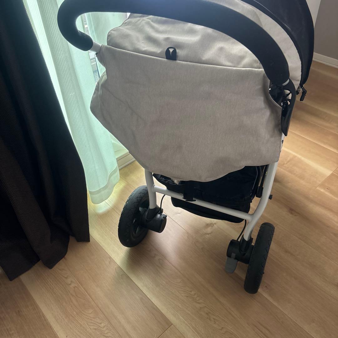 Joie ベビーカーライトトラックスエアクッション付きカシュー