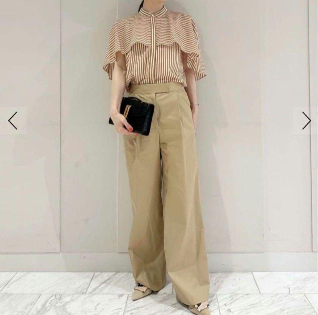 美品✨23SS トゥモローランドコレクション　シアーストライプフレアブラウス