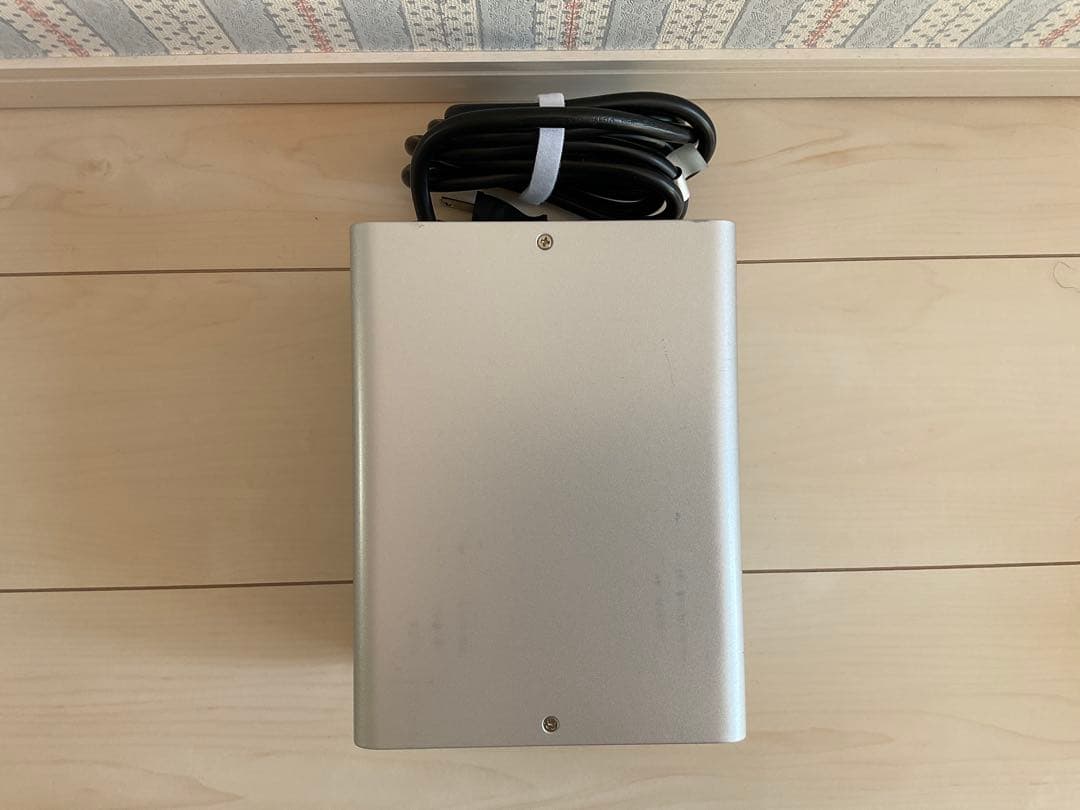 カシムラ WT-14EJ 海外国内用 大型変圧器 220-240V 2000VA