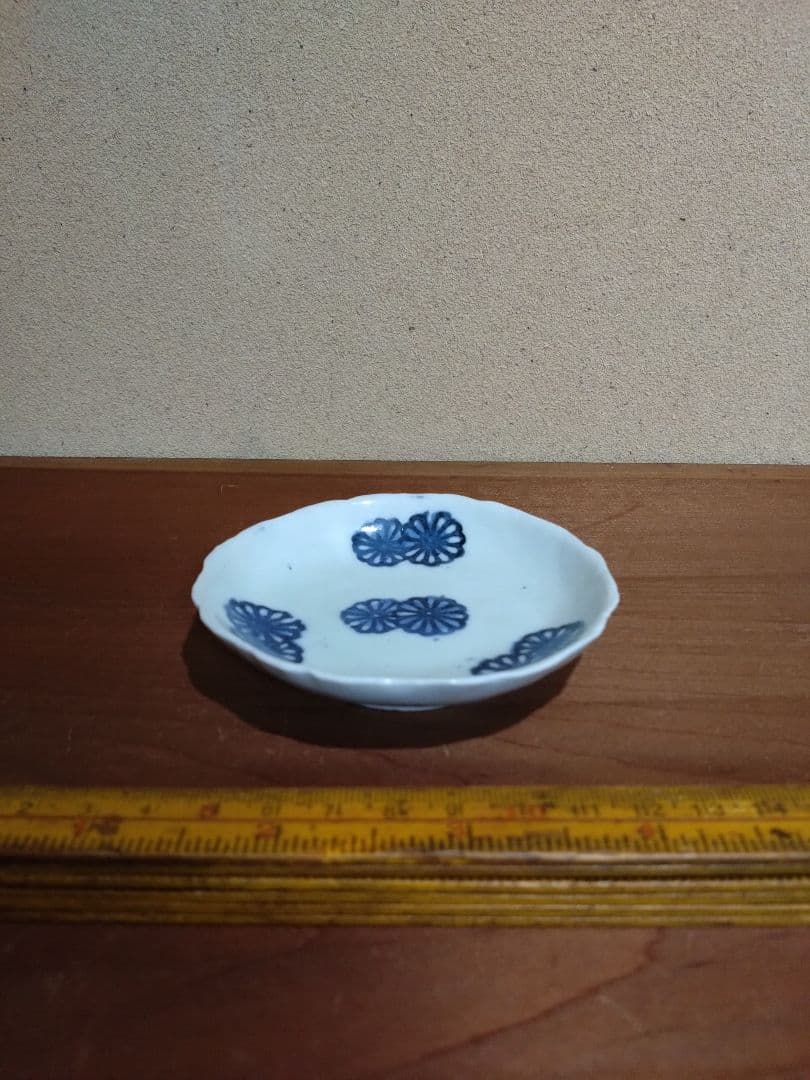 古伊万里 蒟蒻印判 花紋 輪花平盃 小皿
