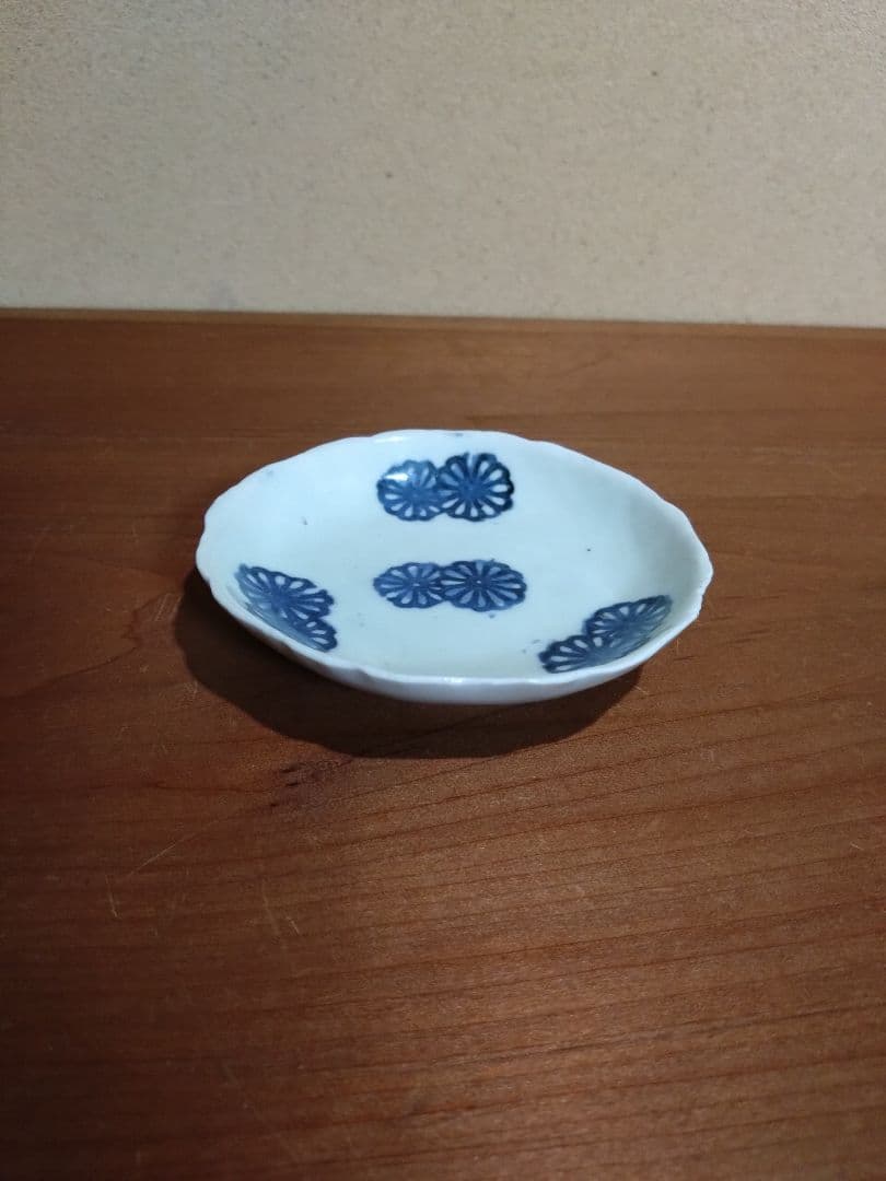 古伊万里 蒟蒻印判 花紋 輪花平盃 小皿