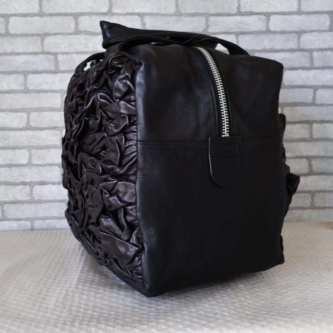 美品 廃盤 kawa-kawa カワカワ シワ加工 レザーボストンバッグ 黒
