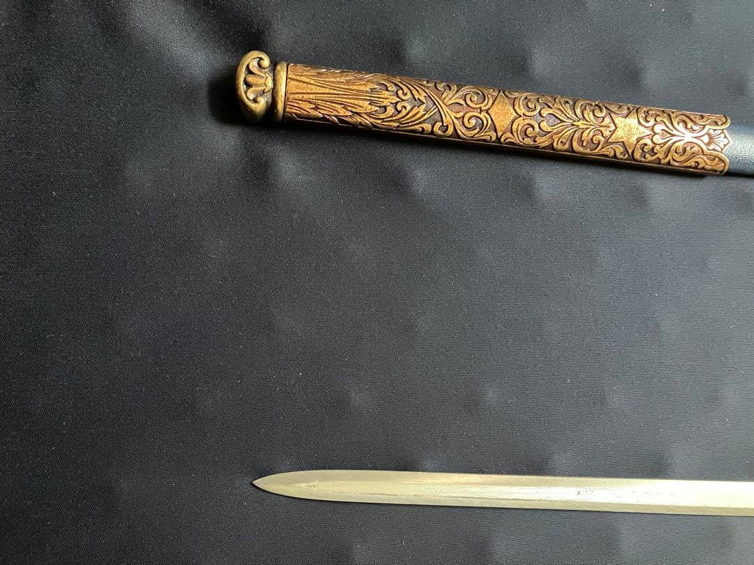 装飾的な西洋剣レプリカ　全長約93cm